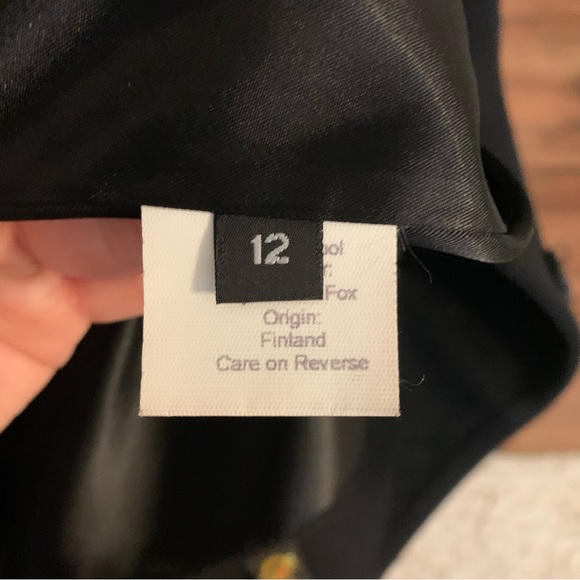 Caruana Wool Coat with Fox Fur Collar, Fabric by Loro Piana Mid Length Size 12 - Picture 10 of 15